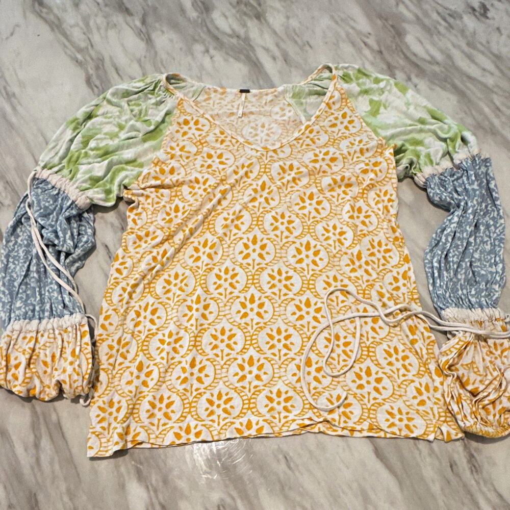 Free People Womens Yellow Geometric V-Neck Knit Bell Sleeve Tunic Blouse L 0228